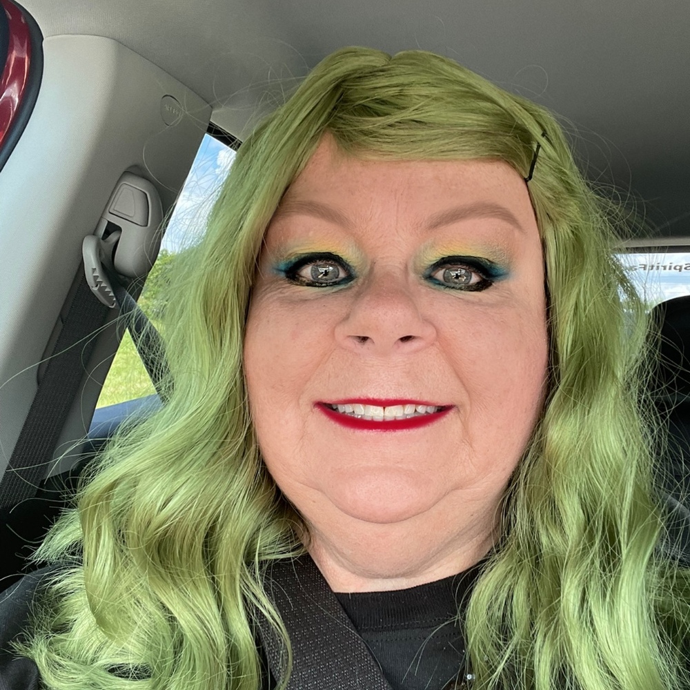 Meet your Posher, Karen